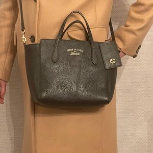 Gucci black leather crossbody bag